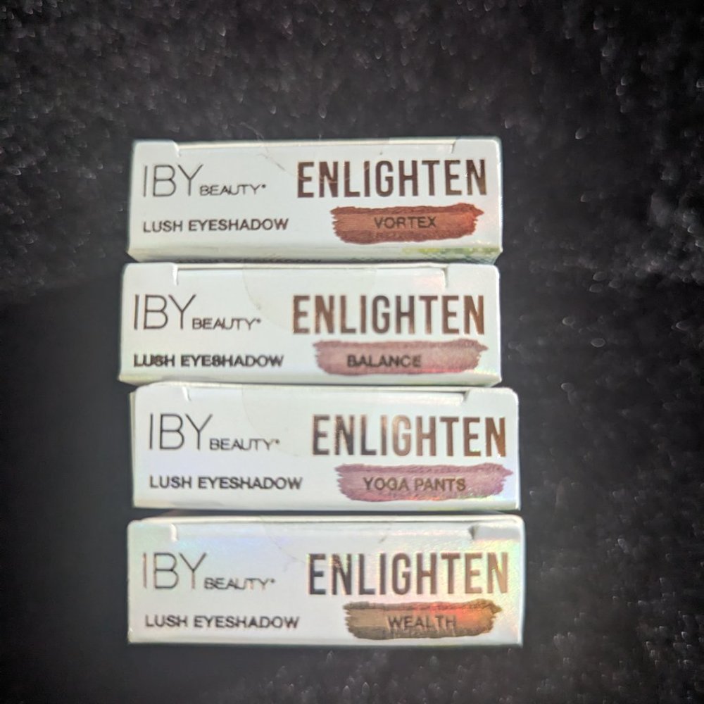 IBY Cosmetics Lot of (25) Lush Eyeshadow SoCal Indie Brand 1.5g (.05 oz) - Picture 3 of 12